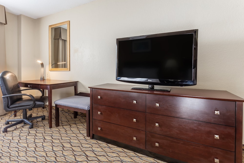 Holiday Inn Express Charles Town by IHG - photo 17