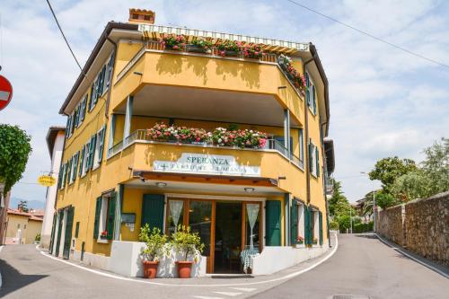 Locanda Speranza — hotel in Torri Del Benaco