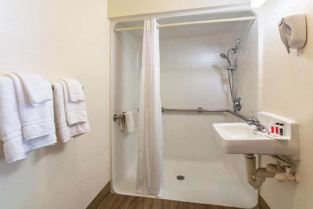 Travelodge by Wyndham Albuquerque East - photo 23