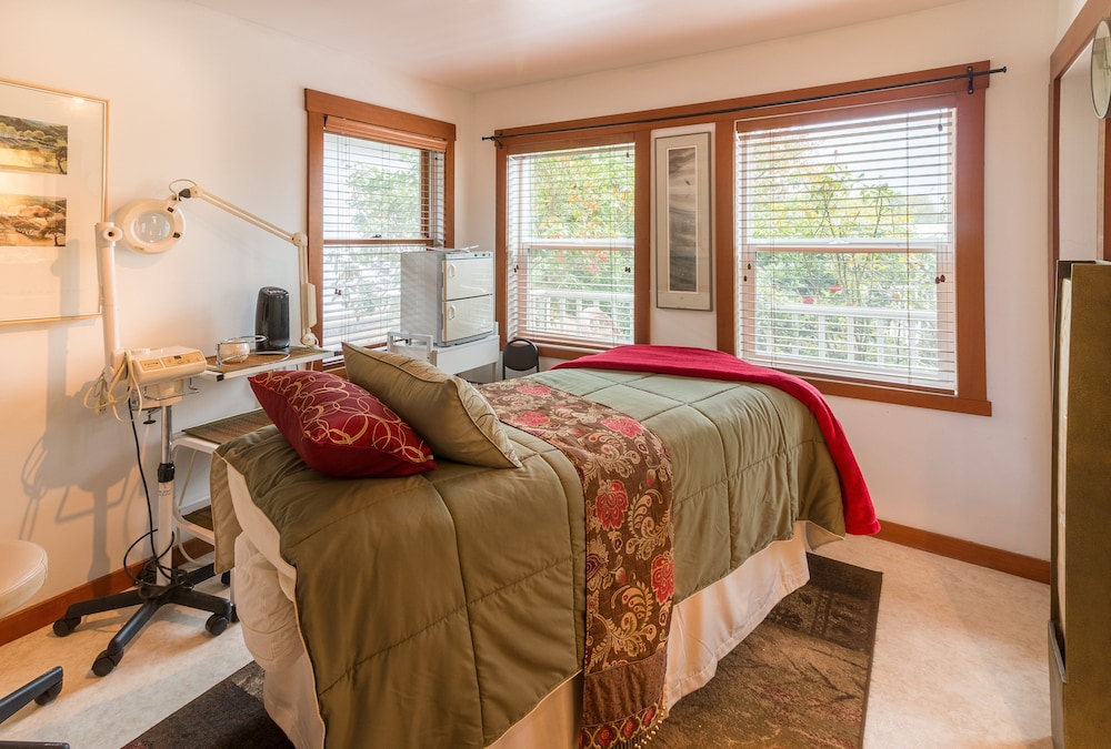 The Heron Inn & Day Spa - photo 37