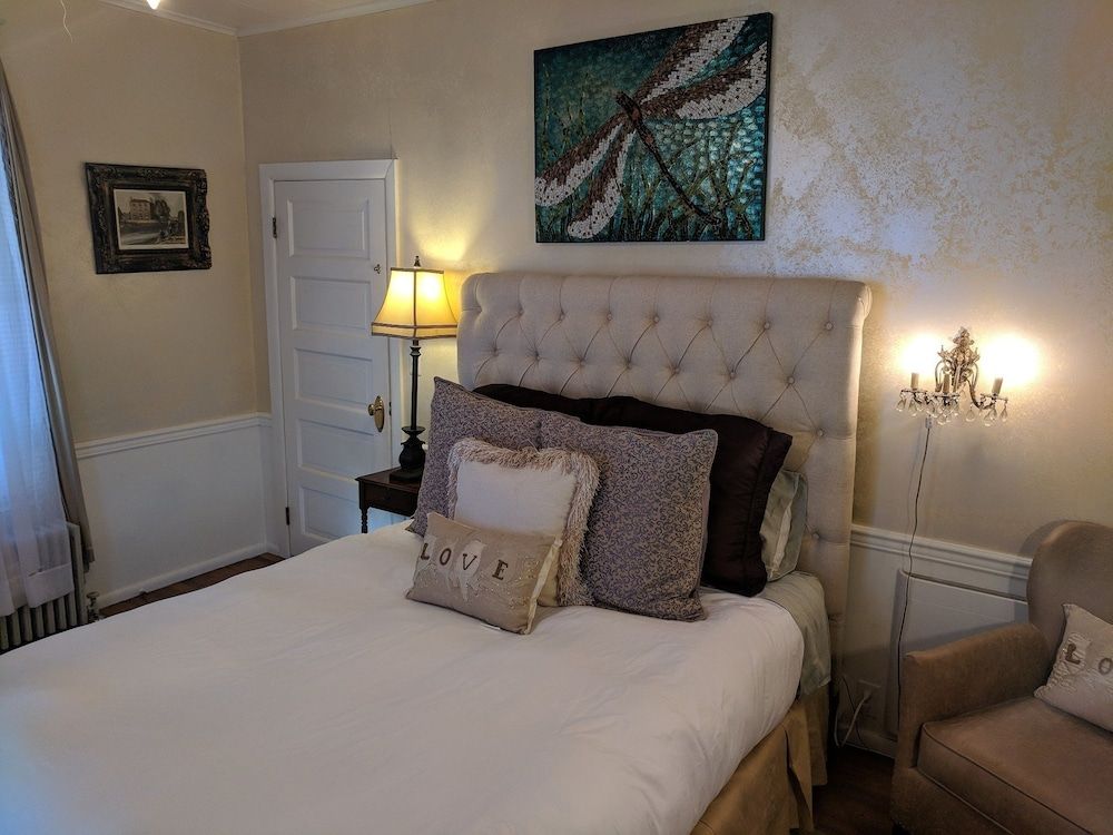 Meadowood Inn in Monticello, United States