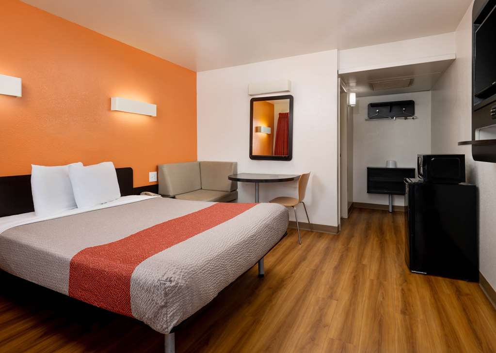 Motel 6 Pismo Beach CA - photo 10