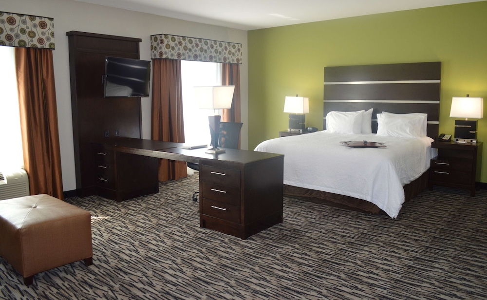 Hampton Inn Foley - photo 44