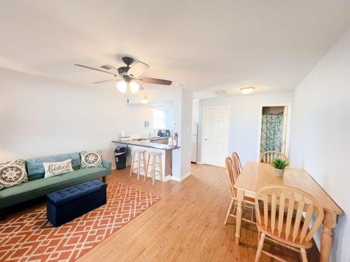 Sea Otter 4 Walk Right Out To Sand & Surf — hotel in Surfside Beach