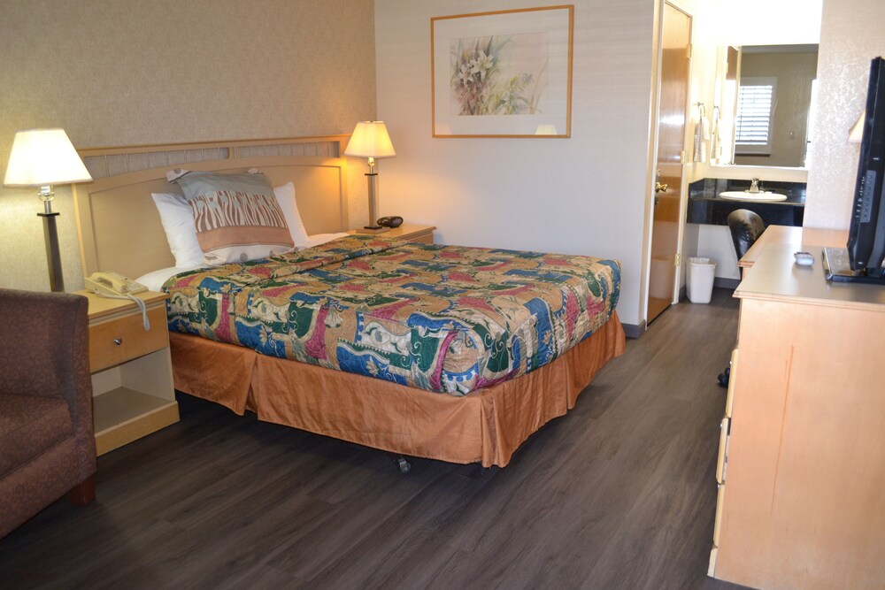 Valley Inn San Jose - photo 10
