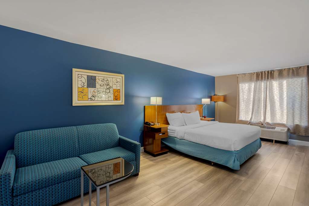Comfort Inn & Suites Mt. Laurel Philadelphia - photo 33