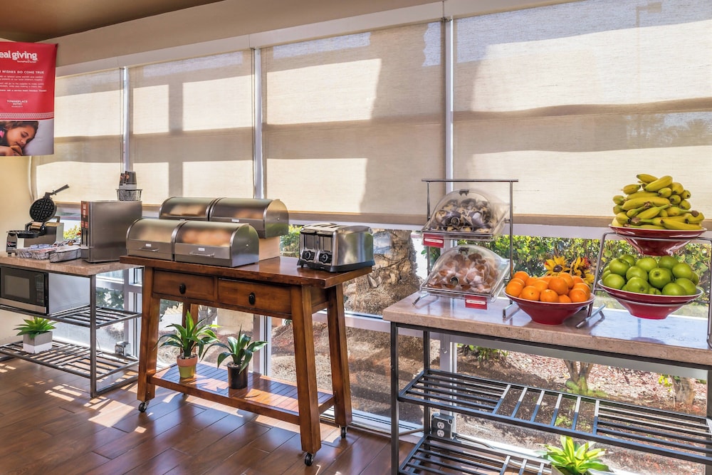 TownePlace Suites By Marriott Anaheim Maingate Near Angel Stadium - photo 34