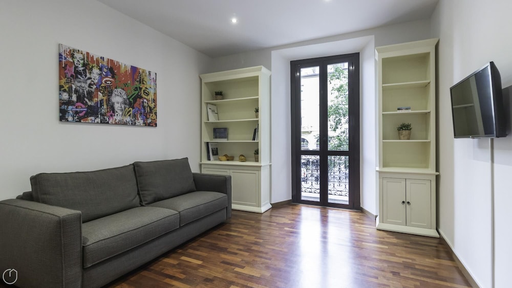 Italianway Easy Buonarroti 5 — 4-Star Luxury Hotel in Milan, Italy