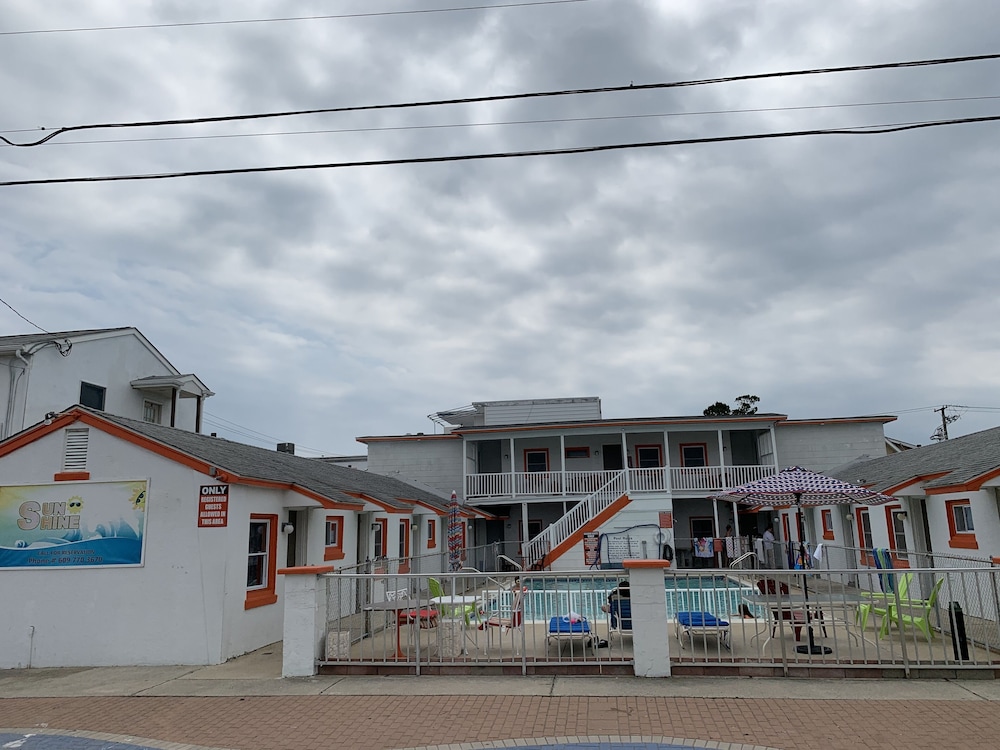 Sunshine Motel - photo 37