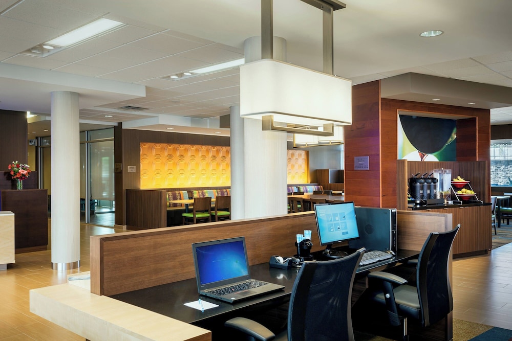 Fairfield Inn & Suites by Marriott Tacoma DuPont - photo 18