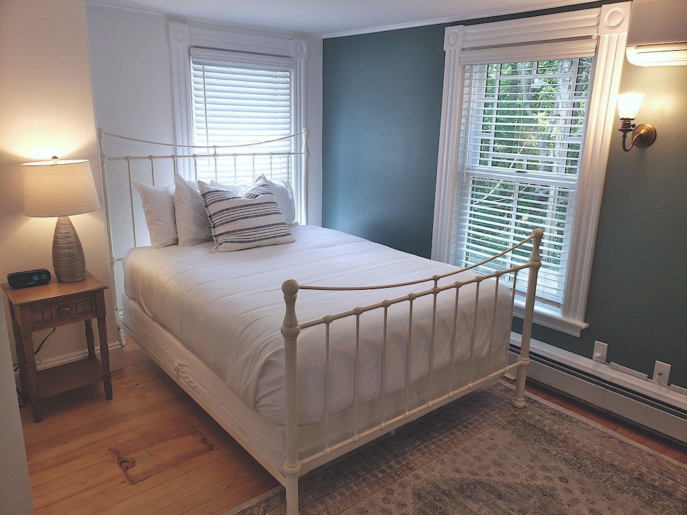 Sand Bar Cottage Inn - photo 13