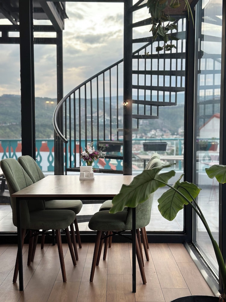 Cafe
