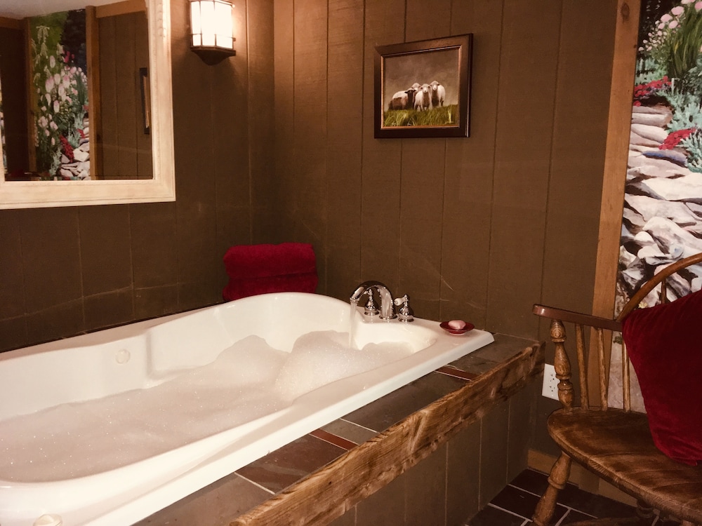 Deerhill Inn - photo 114