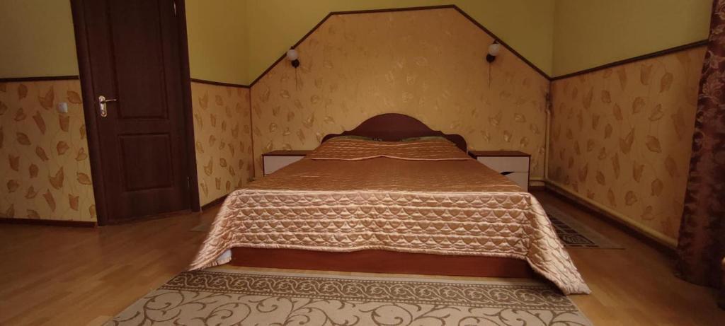 Sadyba Vyshenka in Nadvirna, Ukraine