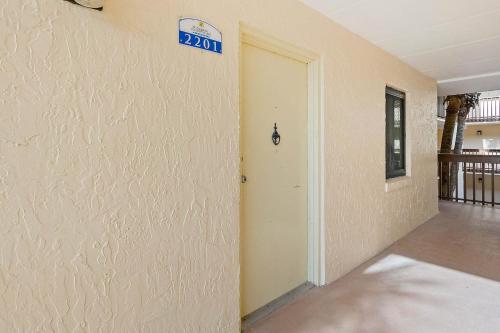 Welcome to paradise unit 2201 - photo 32