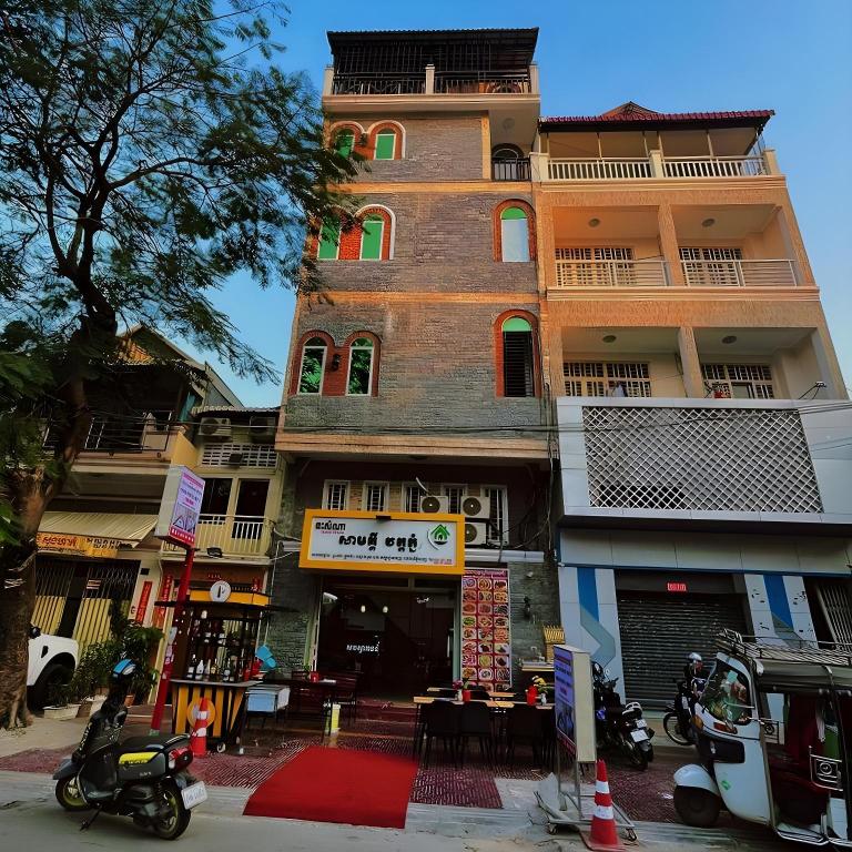 Unique Hotel — Phnom Penh — photo 4