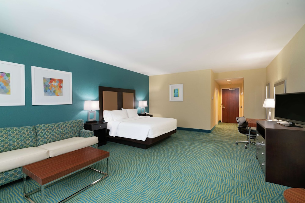 Hilton Garden Inn Dalton - photo 11