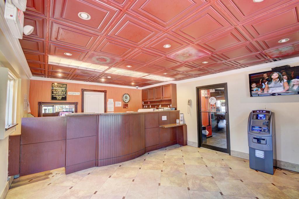 Plantation Inn Hotel And Lounge - photo 13