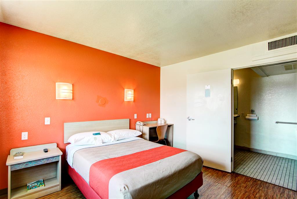 Motel 6 Denver CO Airport - photo 18