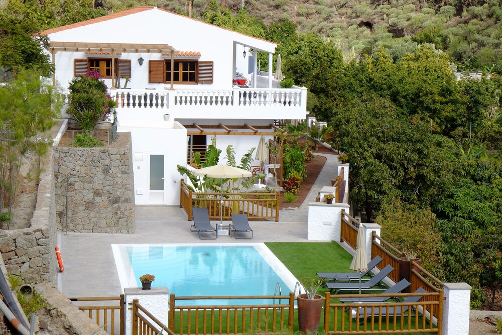 Finca el Moral — 4-Star Luxury Hotel in Mogan, Spain