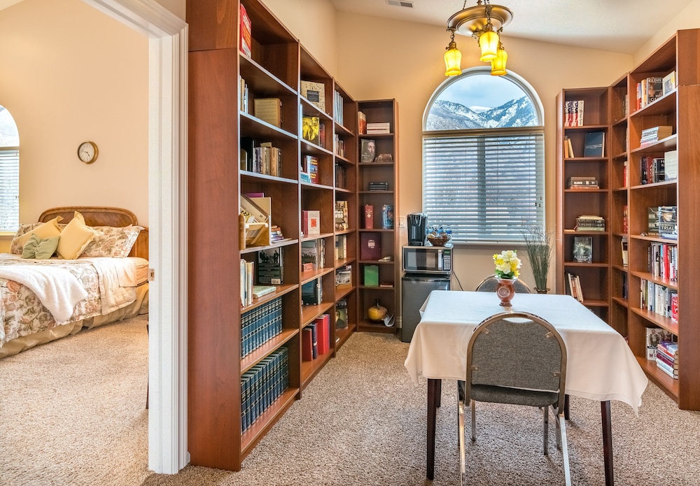 Family Crash Pad near SLC - photo 16
