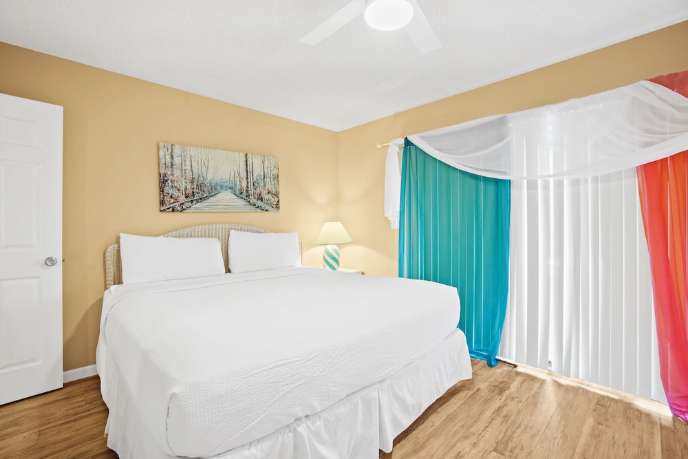 Portside Resort Pet Friendly Rentals by Panhandle Getaways - photo 5