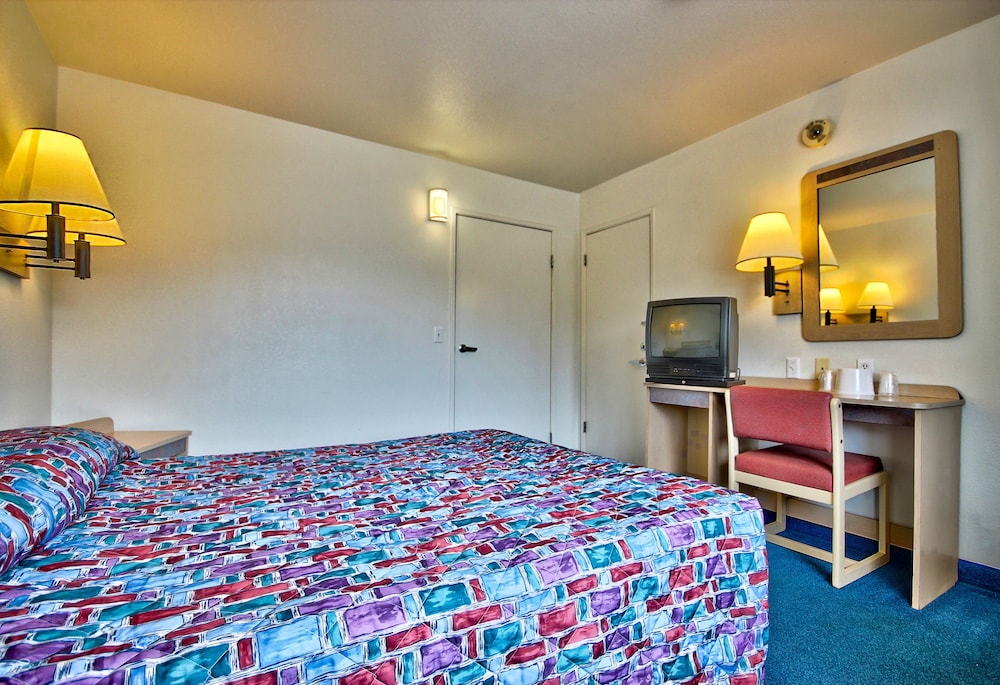 Americas Best Value Inn & Suites Helena - photo 7