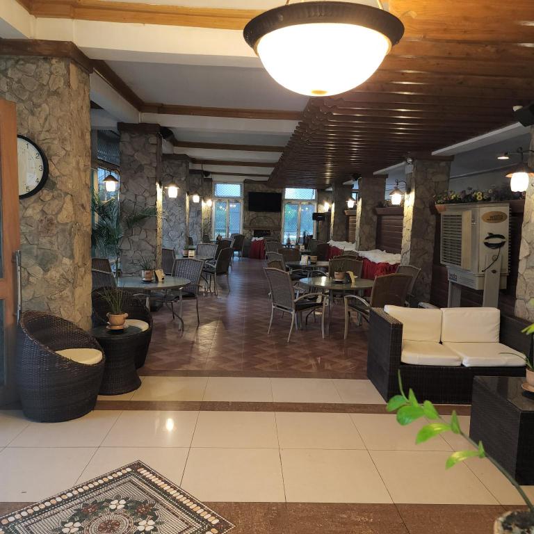 Chocolate and Berries Hotel — Baliuag — photo 5