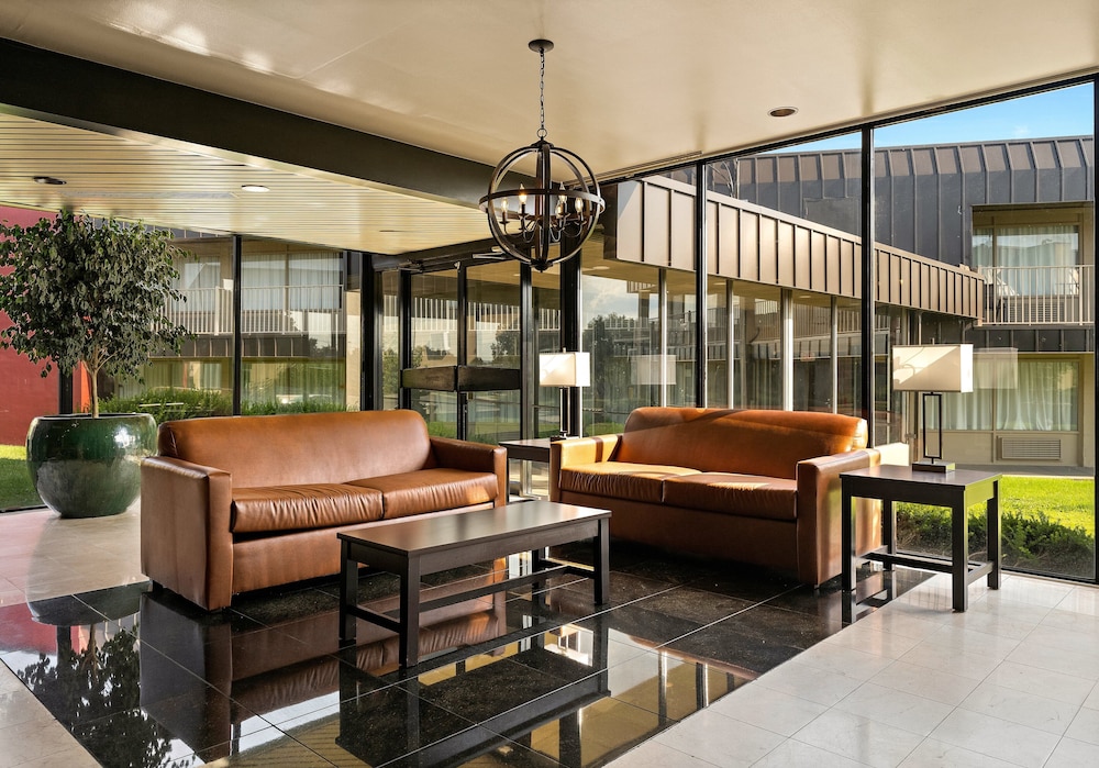 Red Roof Inn Reading - photo 2