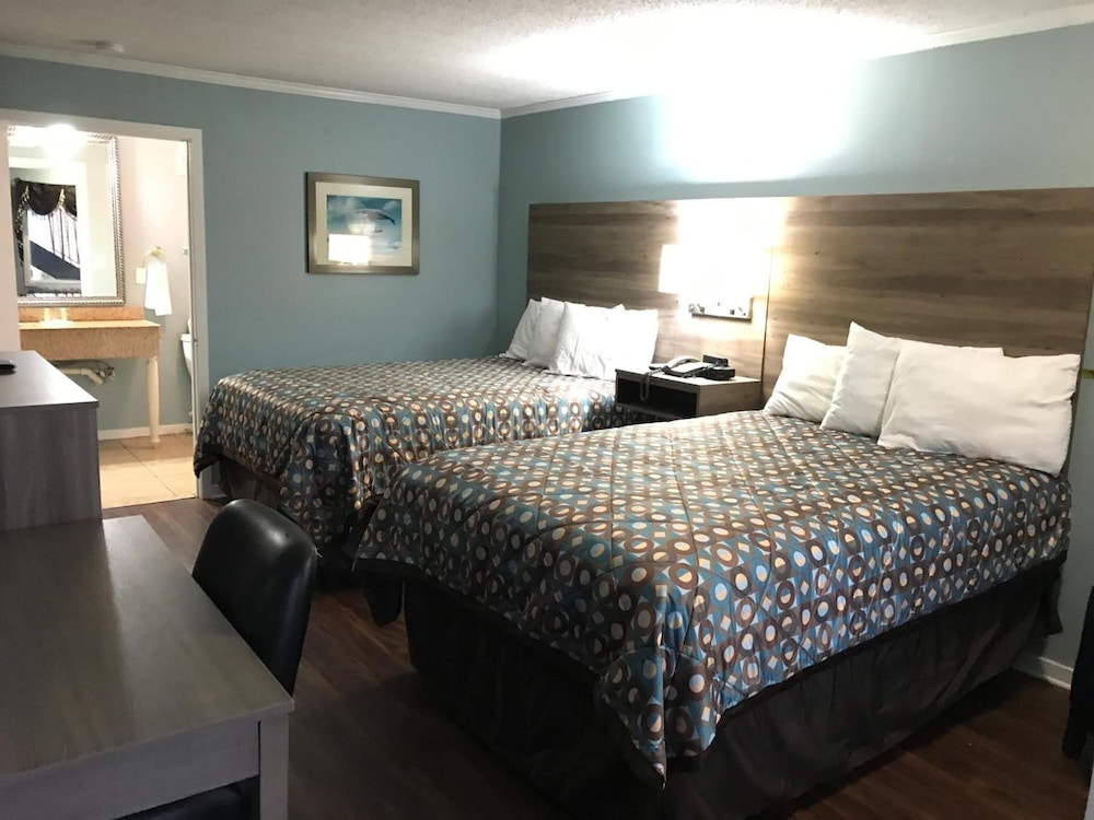 Winton Inn & Suites - photo 6