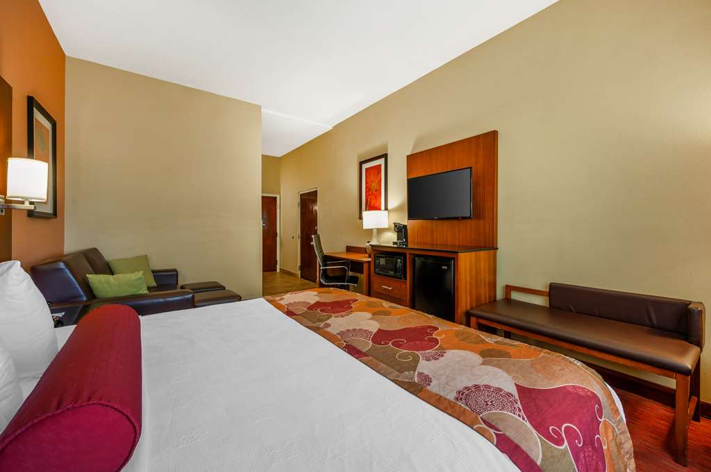 Best Western Plus Georgetown Corporate Center Hotel - photo 21