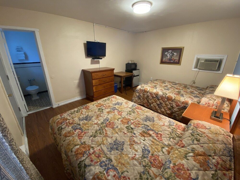 Gateway Inn - photo 9