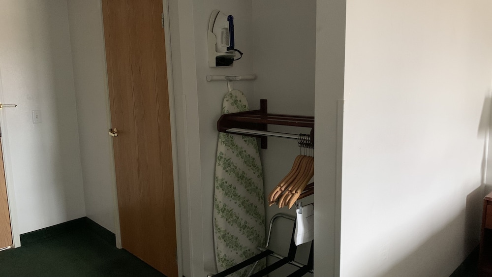 Fairbridge Inn & Suites Miles City - photo 37
