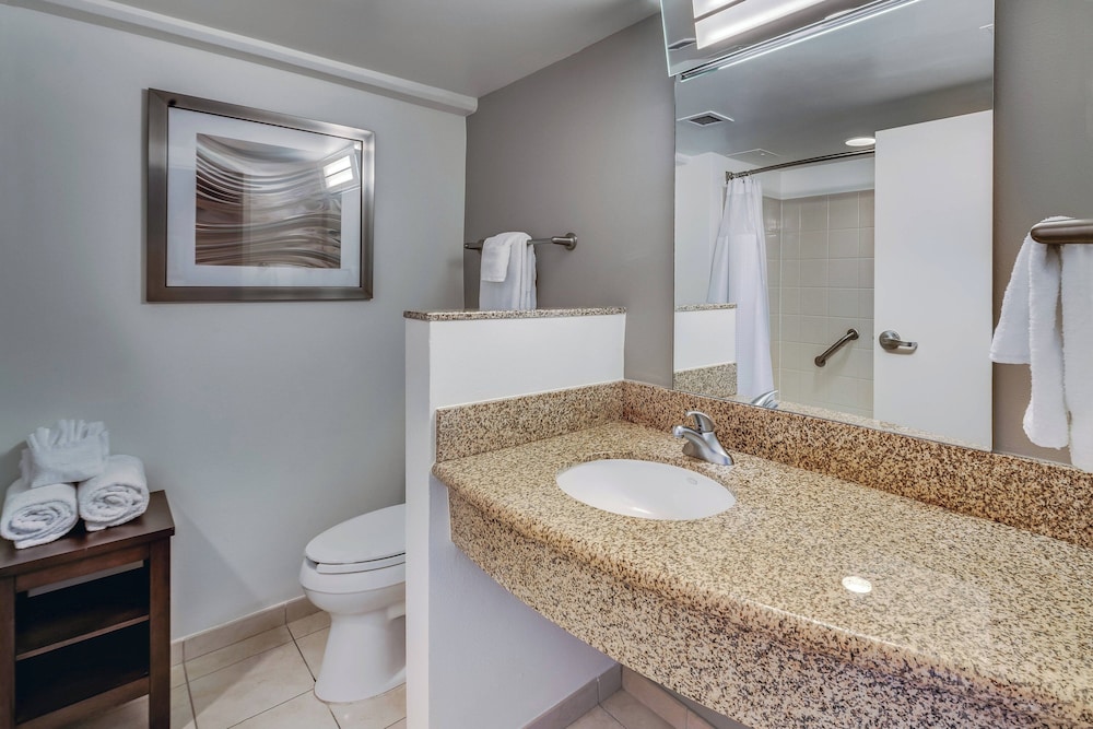 Courtyard by Marriott Jacksonville Beach Oceanfront - photo 19
