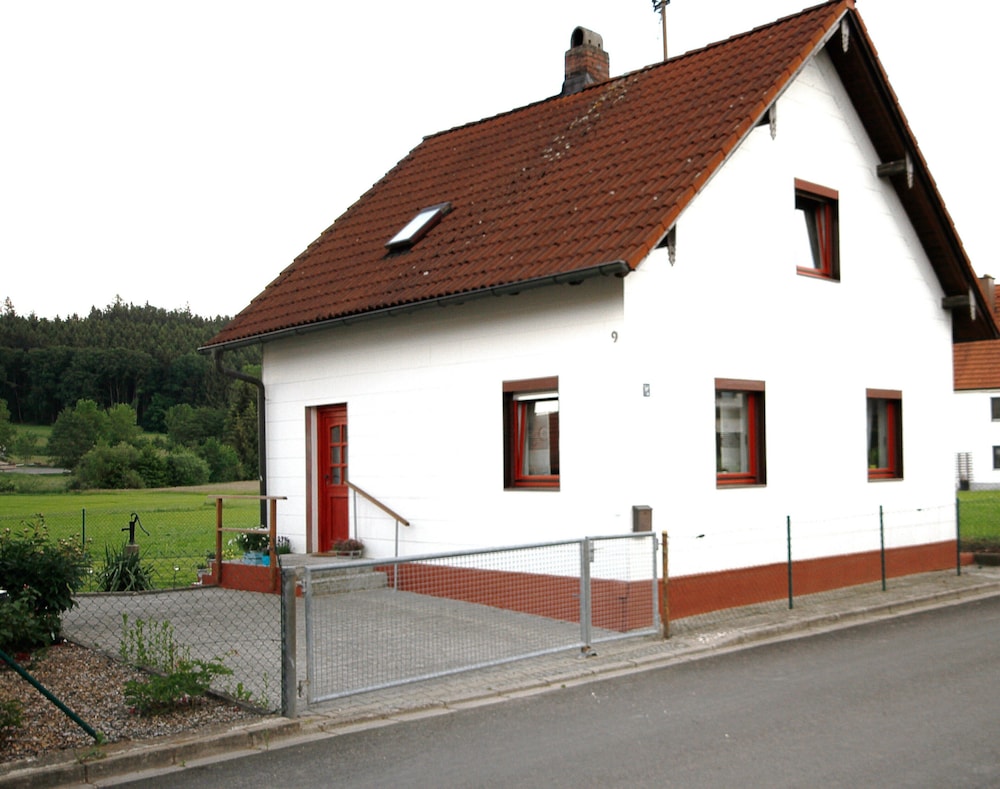 Ferienhaus am Haselbach — hotel in Aspach