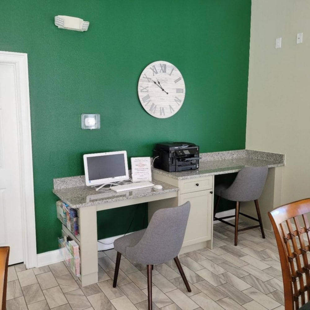 Minutes to Disney Boutique 3BR 2.5 Bath Coastal TH - photo 42