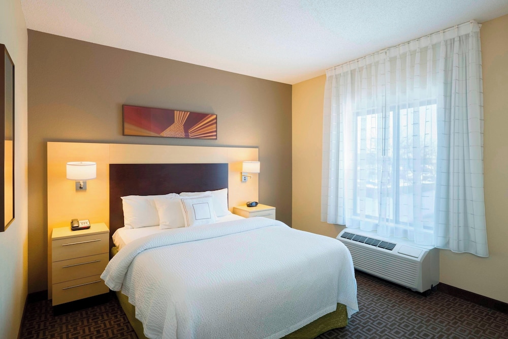 TownePlace Suites Harrisburg Hershey - photo 18