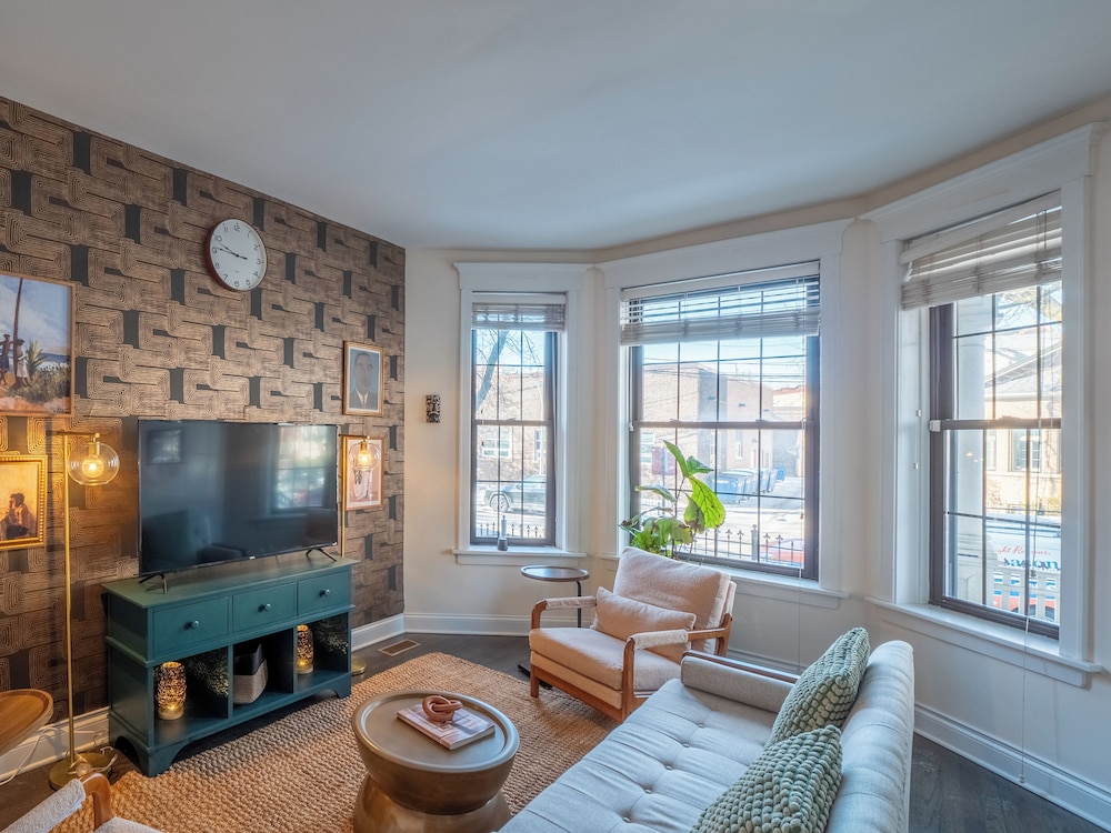 Wrigleyville Suites - photo 33