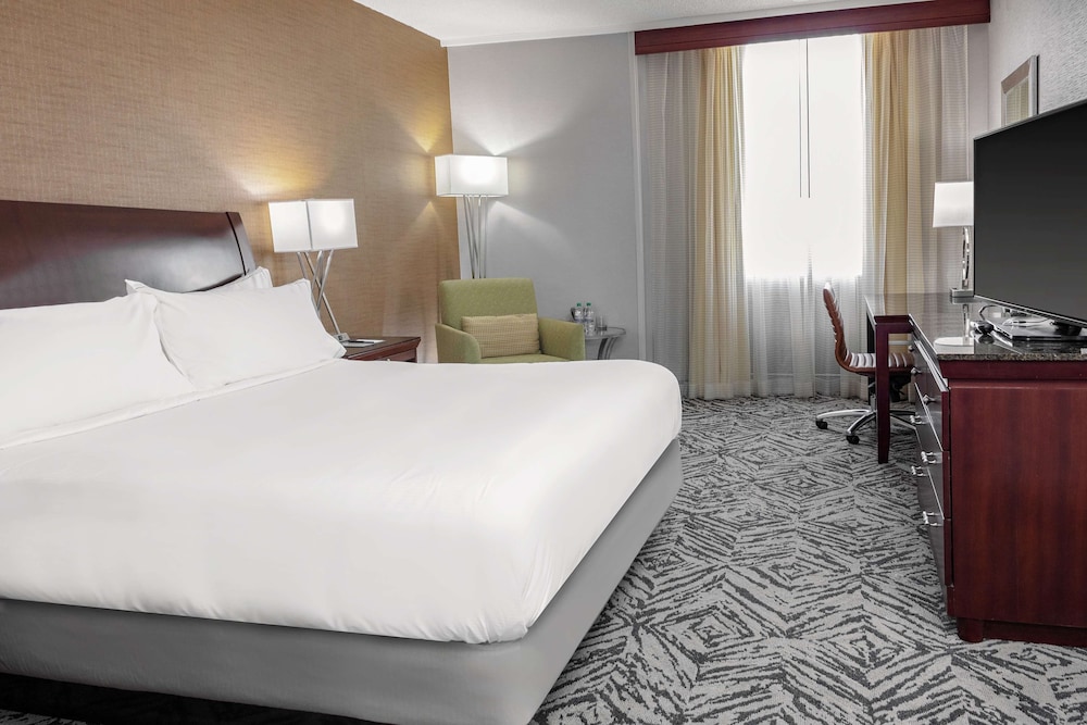 DoubleTree by Hilton Omaha Downtown - photo 11