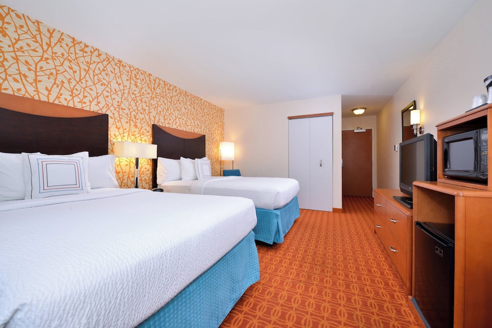 Fairfield Inn & Suites by Marriott Asheboro - photo 10
