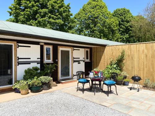 TVF Stable Suites — 4-Star Luxury Hotel in Bishops Lydeard, United Kingdom