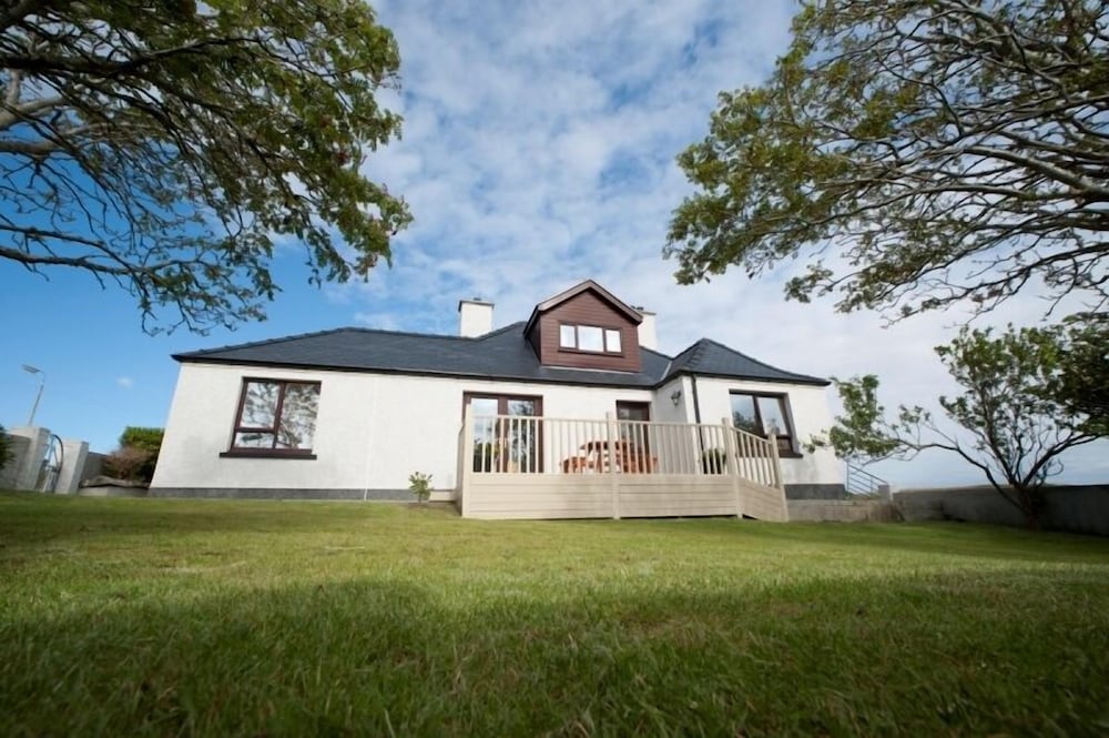 Abhainn Cottage — 4-Star Luxury Hotel in Isle Of Lewis, United Kingdom