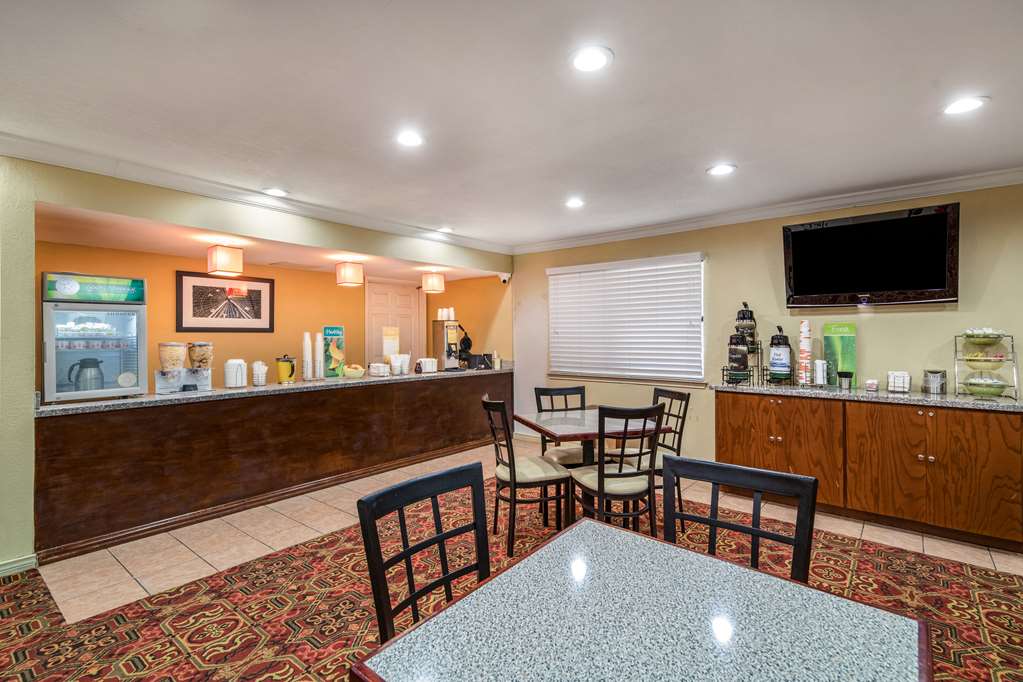 Quality Inn & Suites Garland East Dallas - photo 33