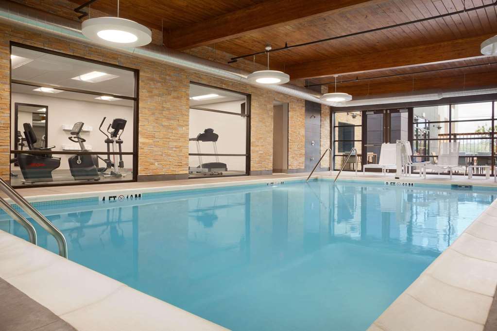 Country Inn & Suites by Radisson Asheville River Arts District - photo 8