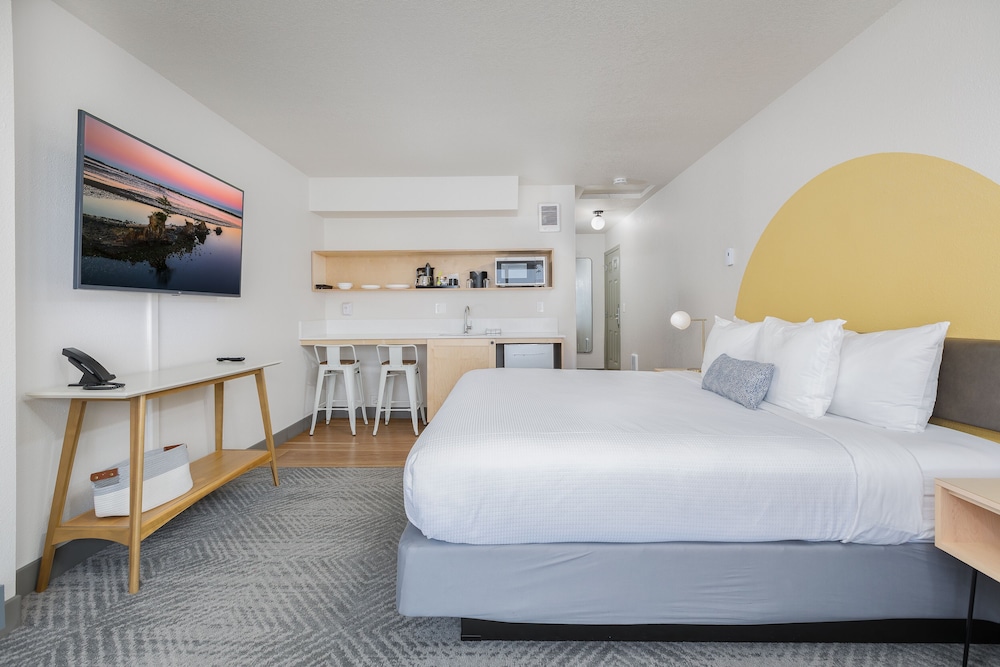 Surfland Hotel - photo 11