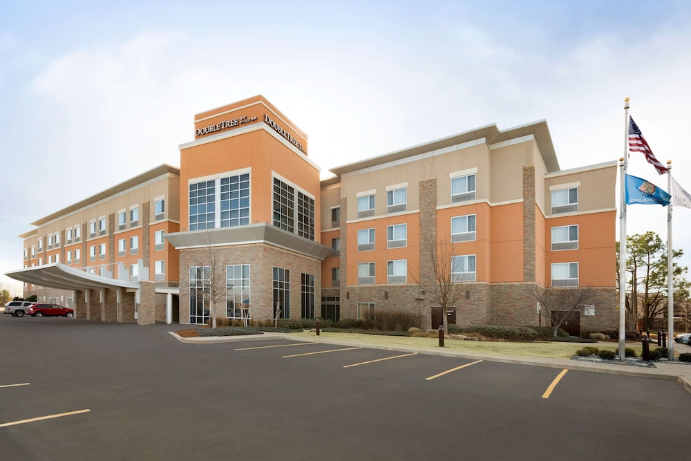 DoubleTree by Hilton Hotel Oklahoma City Airport in Oklahoma City, United States