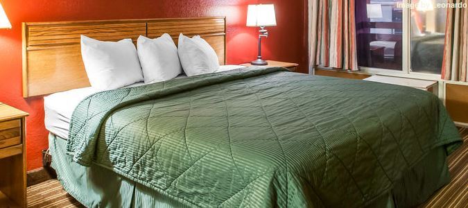 Rodeway Inn East - photo 9