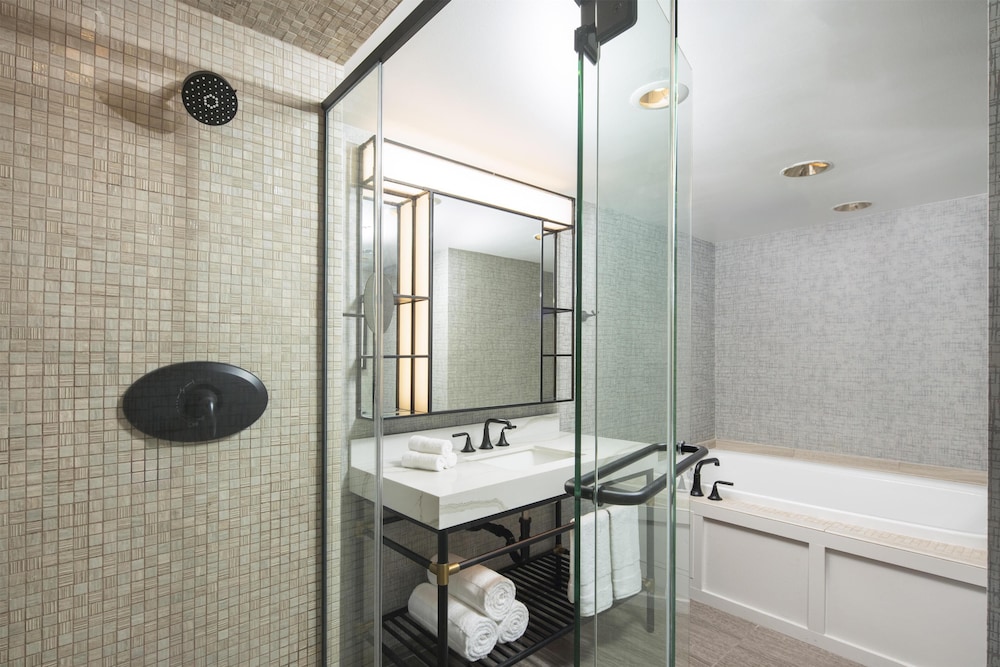 Hilton Milwaukee - photo 60