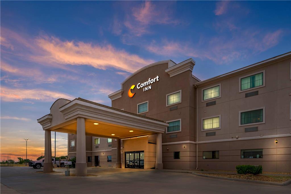 Comfort Inn I 20 Midland Stanton - photo 8