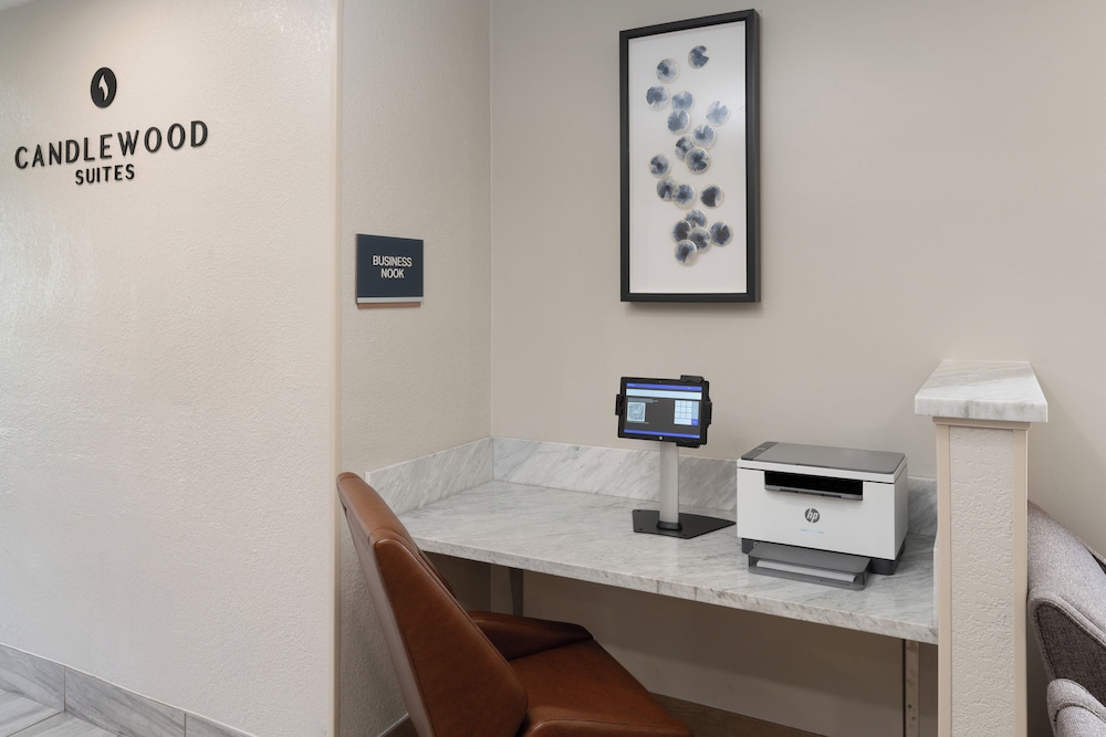 Candlewood Suites Miami Lakes by IHG - photo 29